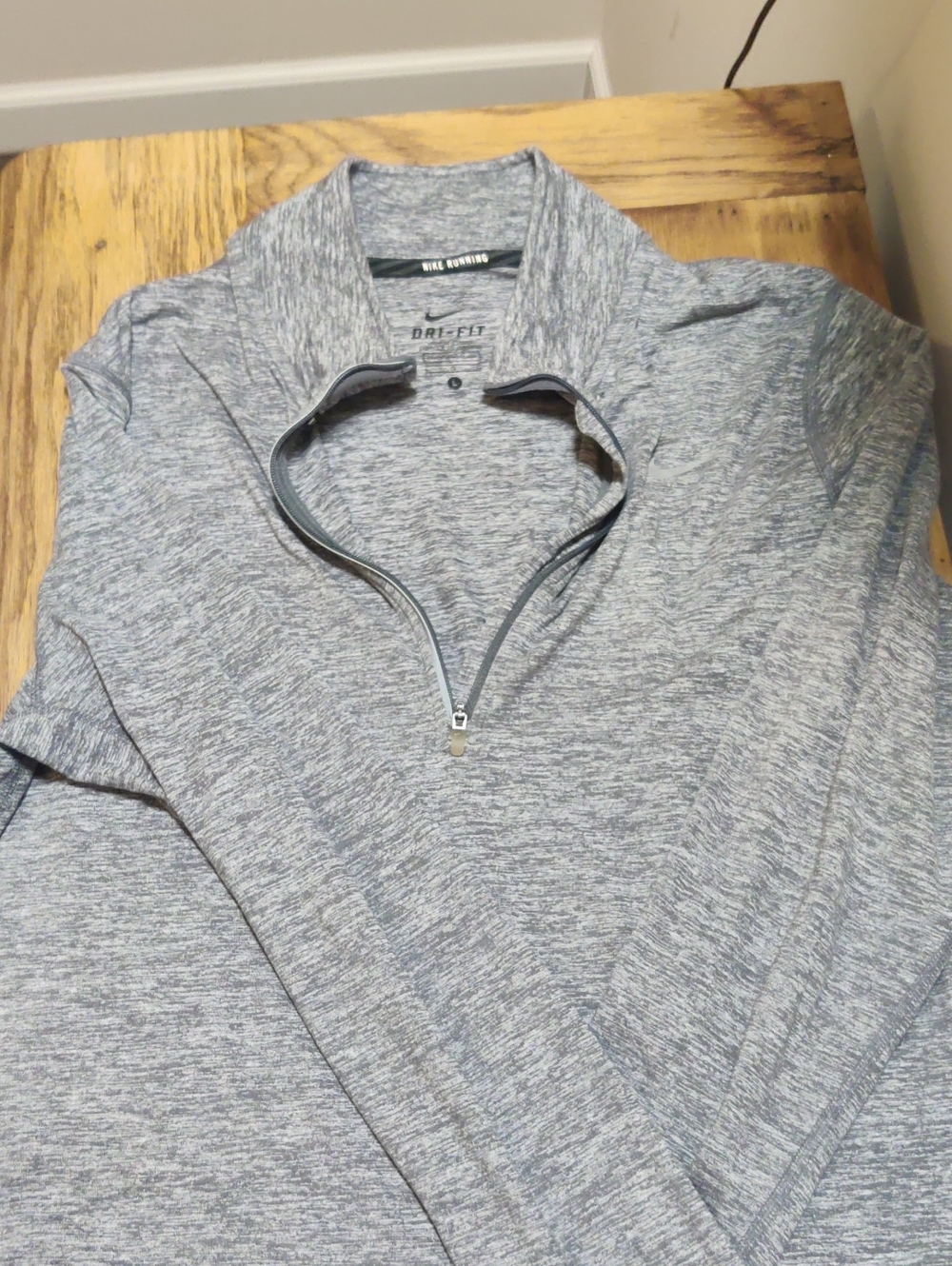 Nike Men’s Gray Heather Zip-Up Dri-FIT Pullover